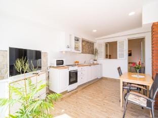 Guest House Villa Nina- Two Bedroom Apartment  with  Terrace and Sea View Apt67 Hotel in Mlini