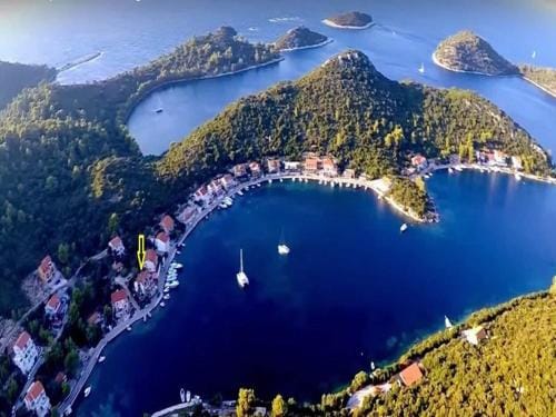 Apartments Malo Lago - One-Bedroom Apartment with Balcony and Sea View - 2nd floor Apartment 4 Hotel in Dubrovnik-Neretva County