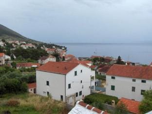 Apartments Nadia - Standard Studio ApartmentA2 Hotel in Bol