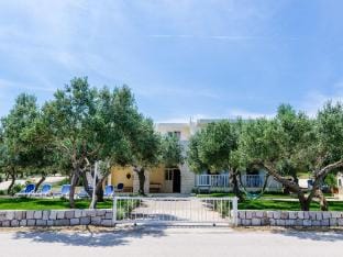 Apartments Glavor - One Bedroom Apartment with Terrace and Sea View A1 Hotel in Dubrovnik-Neretva County