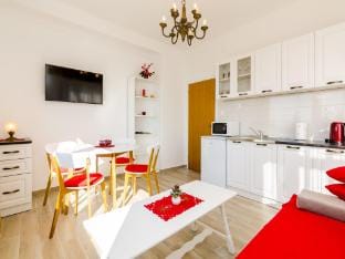 Guest House Villa Nina- One Bedroom Apartment with Sea View Apt1 Hotel in Mlini