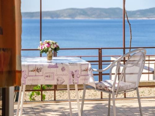 Rooms Sani - Double Room with Terrace and Sea View S1 Hotel in Brela