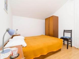 Apartments Sutvid- Two Bedroom Apartment with Balcony and Sea View Hotel in Dubrovnik-Neretva County