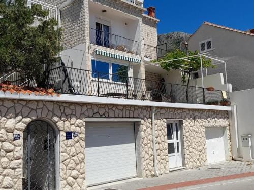 Apartments Knego - Comfort One Bedroom Apartment with Balcony and Sea View Hotel in Mlini