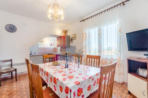 Apartment Mia-Three Bedroom Apartment with Sea View Terrace Hotel in Split-Dalmatia County