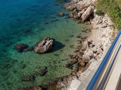 Apartments Nena ST - Standard One Bedroom Apartment with Balcony and Sea View A2 Hotel in Split-Dalmatia County