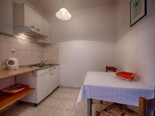 Apartments Malo Lago - One-Bedroom Apartment with Balcony and Sea View - 2nd floor Apartment 6 Hotel in Dubrovnik-Neretva County