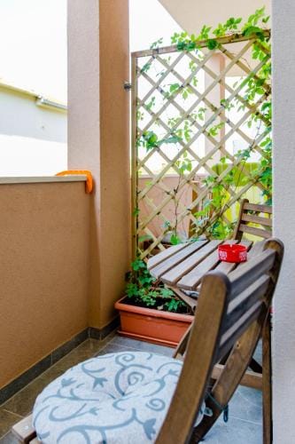 Apartment Karlo - Two Bedroom Apartment with Balcony Matanic Hotel in Šibenik-Knin County, Croatia