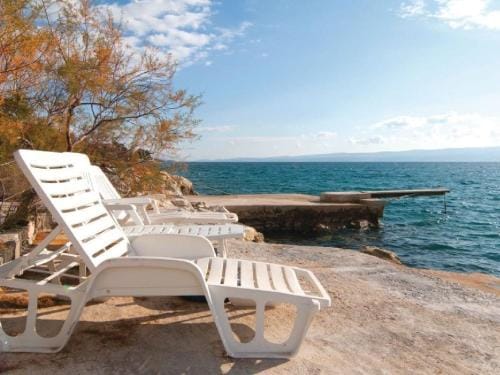 Apartments Roko ST - Standard One Bedroom Apartment with Shared Terrace A1 Hotel in Podstrana