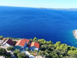 Seaside Apartments Hrkac - Standard One Bedroom Apartment with Terrace and Sea View 2 Hotel in Dubrovnik-Neretva County