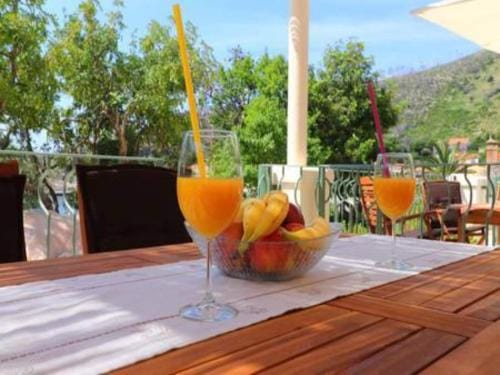 Apartments Seafront Silence - One Bedroom Apartment with Terrace and Sea View Hotel in Dubrovnik-Neretva County