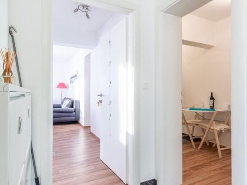 Apartments Palma -Studio with Balcony  and Sea View Mali Hotel in Split-Dalmatia County