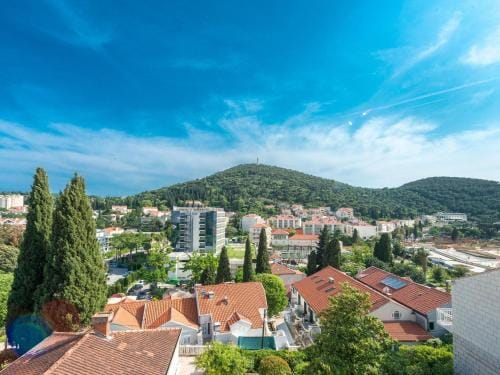 Apartment Marilyn - Two Bedroom Apartment with Terrace and Partial Sea View Hotel in Dubrovnik