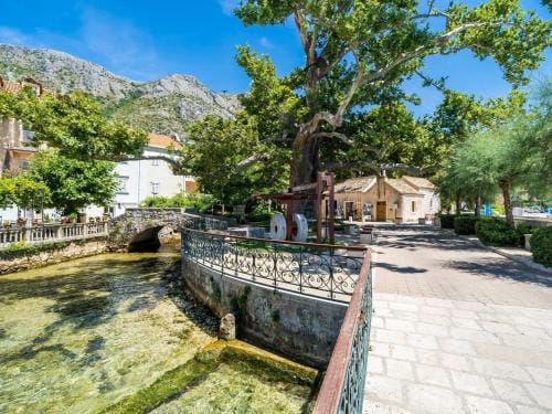 Apartment Villa Palma- Two Bedroom Apartment with Terrace and Sea View  Apartman 4 Hotel in Mlini