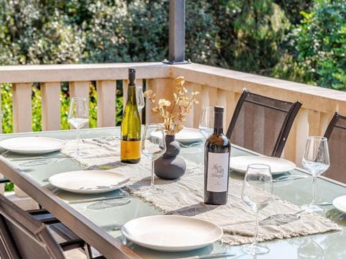 Holiday Home Island Gem - Five  Bedroom Apartment Hotel in Dubrovnik-Neretva County