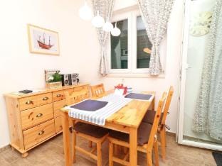 bedroom apartment with terrace Hotel in Dubrovnik-Neretva County