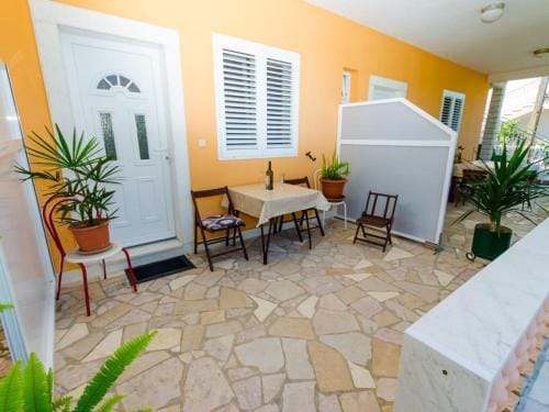 Apartments Ivana TR -Studio with Terrace  A2 Hotel in Trogir