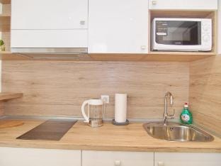 Apartments Sweet Escape- Studio Apartment with Terrace and  Sea View Hotel in Dubrovnik