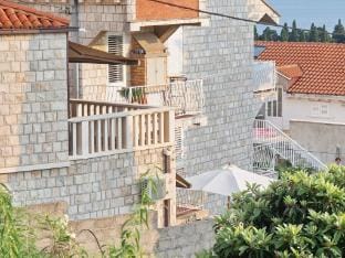 Apartments Sweet Escape- Studio Apartment with Terrace and  Sea View Hotel in Dubrovnik
