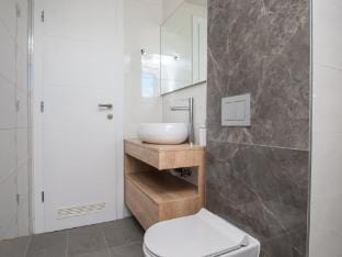 Apartments Dva Galeba - One Bedroom Apartment with Sea View 204 Hotel in Bol