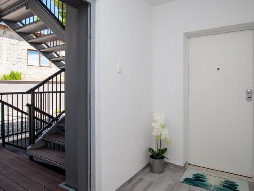 Apartments Dva Galeba - Standard One Bedroom Apartment with Terrace  101 Hotel in Bol