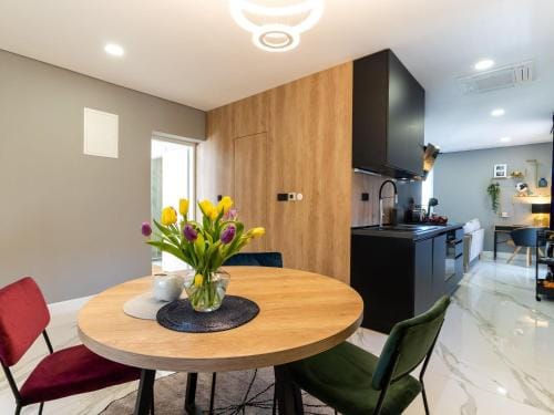 Apartments BoNlux - Deluxe two bedroom Apartment With Terrace Hotel in Dubrovnik