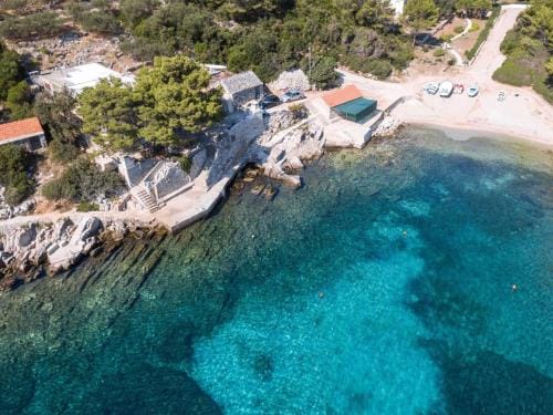 Seafront Apartments Olivera-Standard One Bedroom Apartment with Balcony and Sea View  Valentina Hotel in Dubrovnik-Neretva County