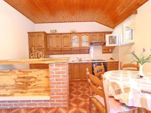 Apartments Peselj-One Bedroom Apartment with Balcony and Sea View  2 Hotel in Dubrovnik-Neretva County