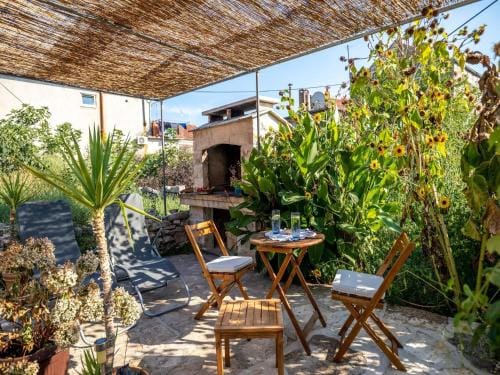 Stone House Harmony - One Bedroom Apartment with Patio and Garden View  1 Hotel in Dubrovnik-Neretva County