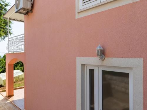 Apartment Nike - Two-Bedroom Apartment with Terrace Hotel in Mlini