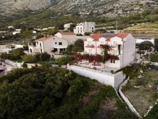 Villa Panorama Dubrovnik A4 - Premium One Bedroom Apartment with Terrace and sea View Hotel in Plat