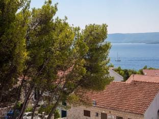 Apartments Dva Galeba - One Bedroom Apartment with Sea View 105 Hotel in Bol