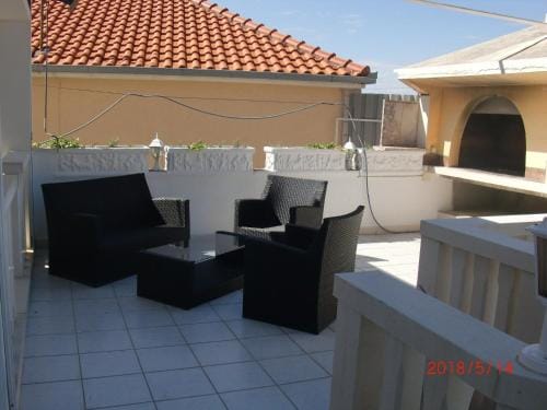 bedroom apartment with terrace Hotel in Split-Dalmatia County