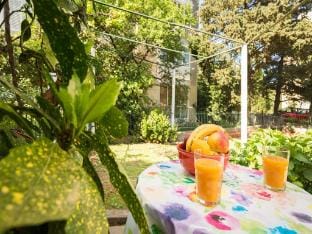 Apartment Tranquilo Garden - One Bedroom Apartment with Terrace and Garden View Hotel in Dubrovnik