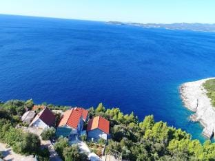 Seaside Apartments Hrkac - Studio Apartment with Terrace and Sea View 3 Hotel in Dubrovnik-Neretva County