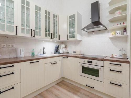 Apartments Villa Kameja - Two Bedroom Apartment with Terrace and Sea View Crni Hotel in Šibenik-Knin County, Croatia
