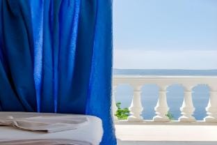 Villa Kosa - Two Bedroom Apartment with Balcony and Sea View A2 Plavi Hotel in Brela