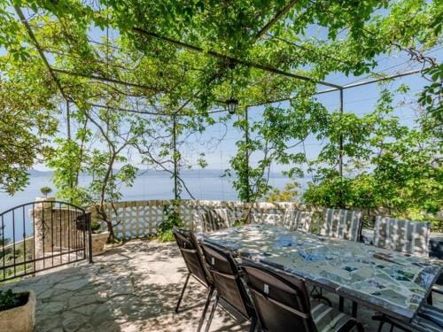 Villa Kosa - Two Bedroom Apartment with Balcony and Sea View A2 Plavi Hotel in Brela