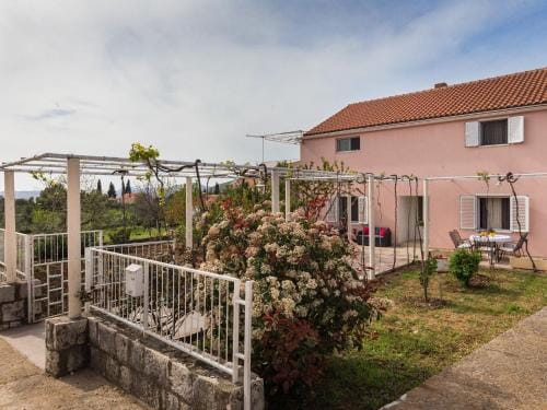 Apartment Ani - Two Bedroom Apartment with Terrace and Garden View Hotel in Dubrovnik-Neretva County
