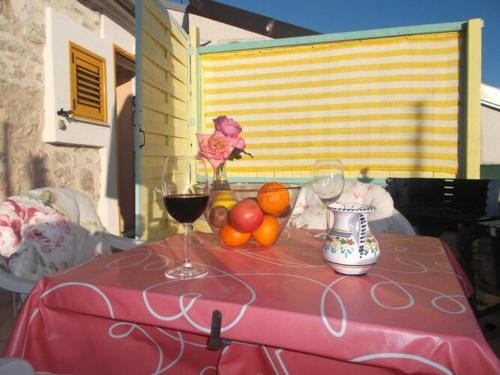 Apartments Sunce - One Bedroom Apartment with Sea View and Terrace Hotel in Murter