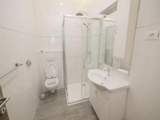 Apartments Maza - One Bedroom Apartment Antonio Hotel in Zadar