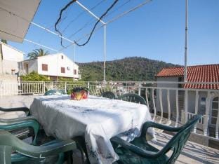 Berties Lodge - Four Bedroom ApartmentA4 Hotel in Dubrovnik-Neretva County