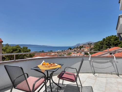 Apartments Villa Juric - Studio with Balcony Hotel in Baška Voda