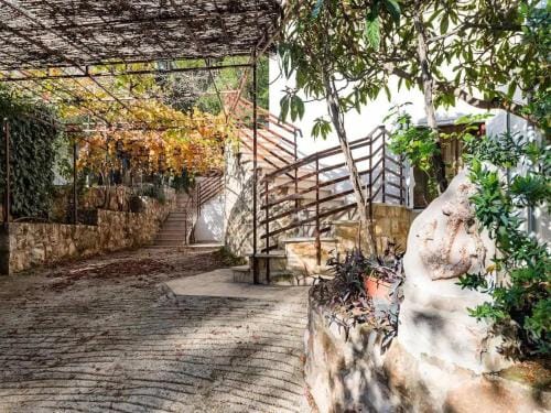 Apartments Villa Pelegrin - Two Bedroom Apartment with Garden View Hotel in Dubrovnik-Neretva County