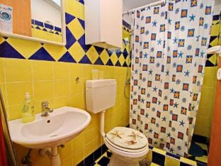 Apartments Sunset - One Bedroom Apartment with Terrace and Sea View Hotel in Dubrovnik-Neretva County