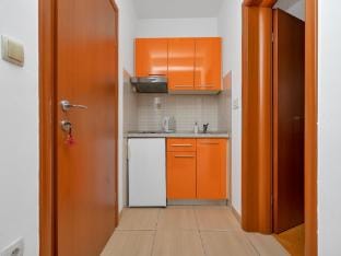 Apartments Villa Juric - Studio Apartment Hotel in Baška Voda