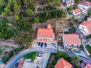 Apartment with balcony and 1 room Hotel in Dubrovnik-Neretva County