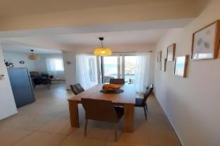 Apartment Sunflower -  Two bedroom apartment with Terrace and Sea View Hotel in Split-Dalmatia County