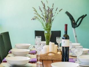 Apartments Tomas - Four Bedroom Apartment with BalconyA4 Hotel in Split-Dalmatia County
