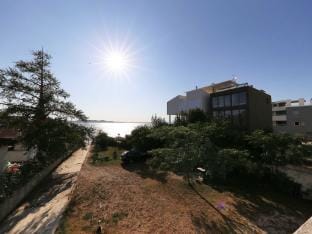 Apartments Melita - Premium Two Bedroom Apartment with Terrace and Sea View A3 Hotel in Zadar